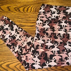 🩰✨ LuLaRoe Ballerina Leggings ✨🩰